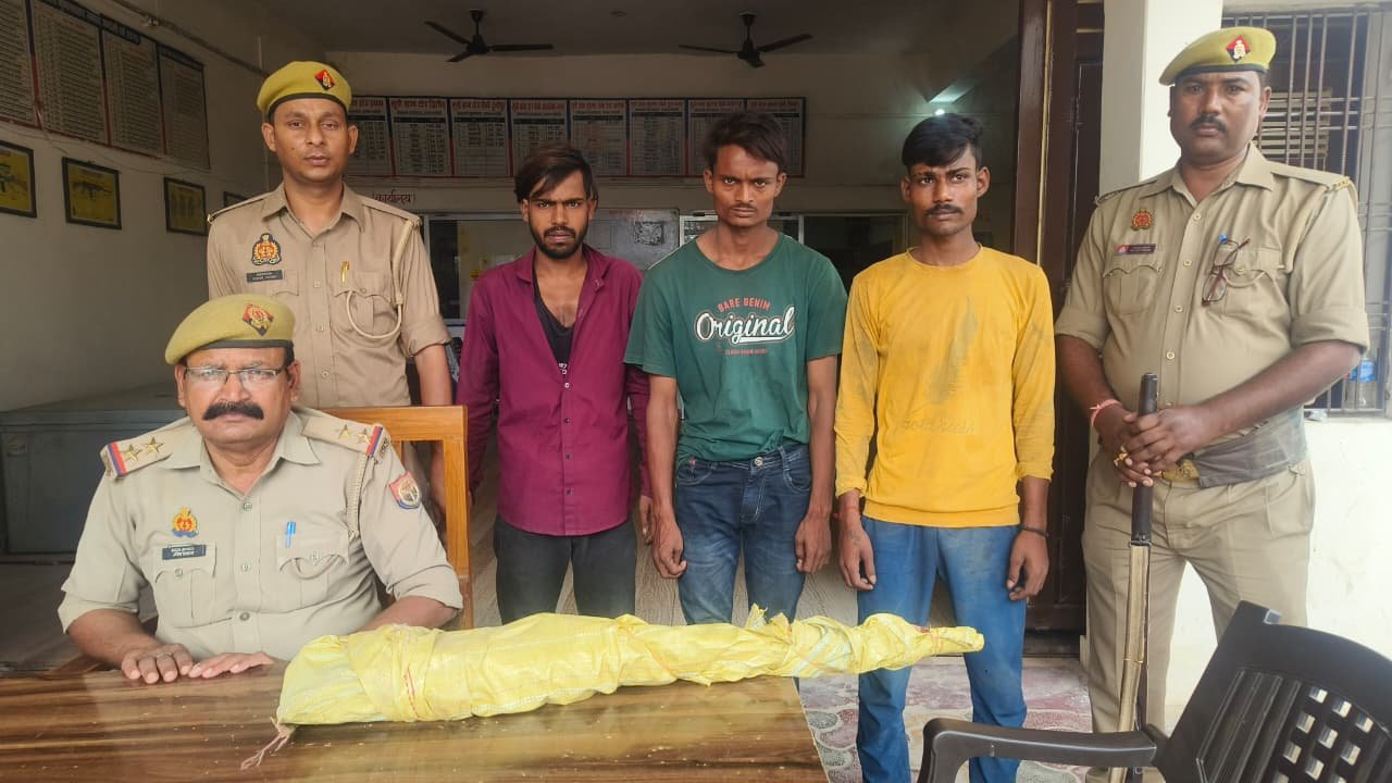 मुगलसराय पुलिस को मिली कामयाबी, चोरी की बड़ी वारदात से पहले ही तीन शातिर चोर धराए