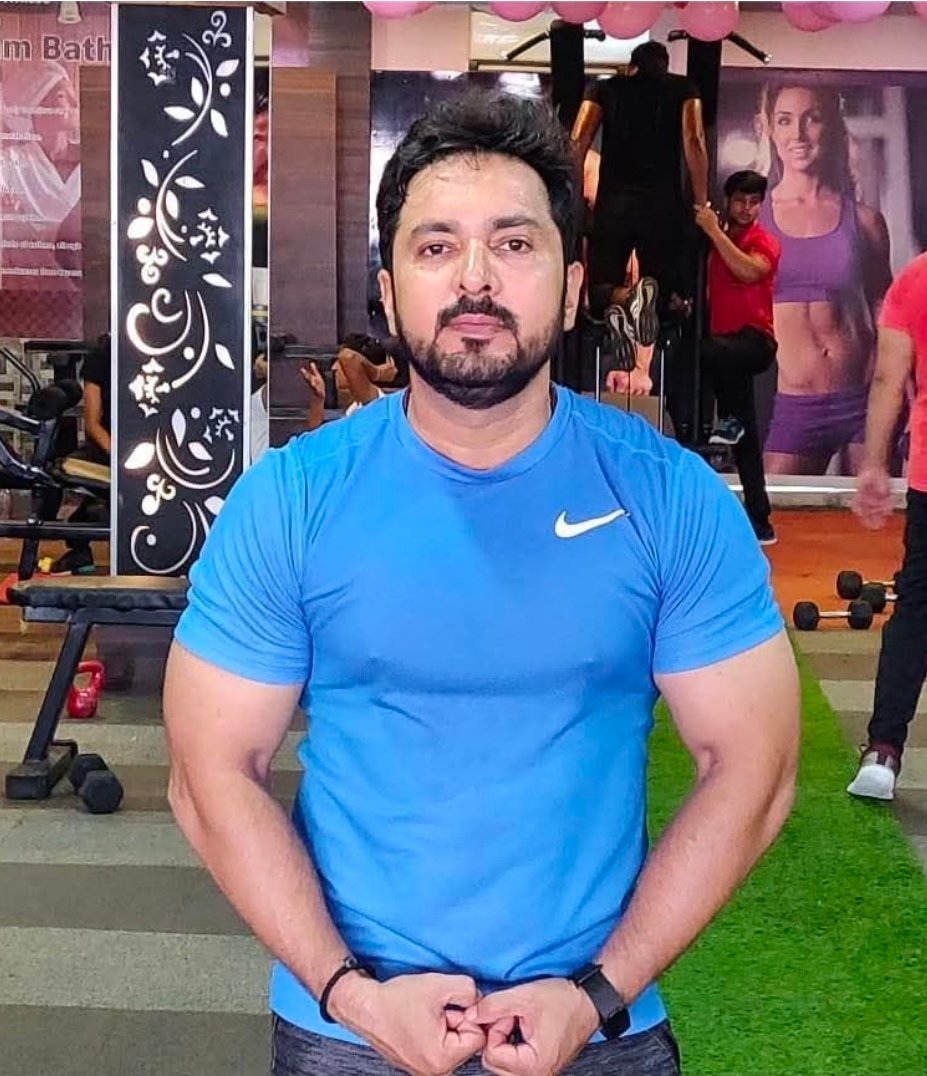 दवा कारोबारी हत्याकांड : कन्हैया टॉकीज के पास पुश्तैनी जमीन विवाद घटना की वजह तो नहीं? पेशेवर शूटर ने दिया घटना को अंजाम. तप्तीश में जुटी मुग़लसराय कोतवाली पुलिस