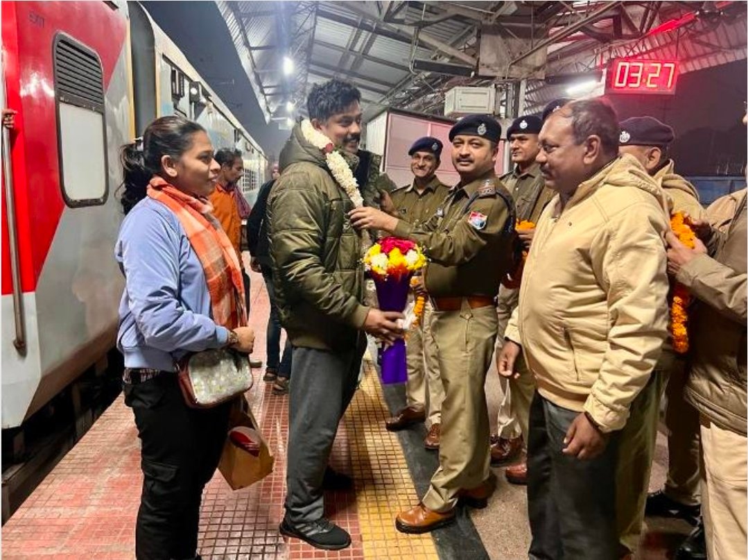 DDU RPF कमांडेंट जेथिन बी.राज का तबादला: दिनेश सिंह तोमर DDU की संभालेंगे कमान, चर्चित कार्रवाइयों और सशक्त कार्यशैली के लिए जाने जाते थे जेतिन बी राज