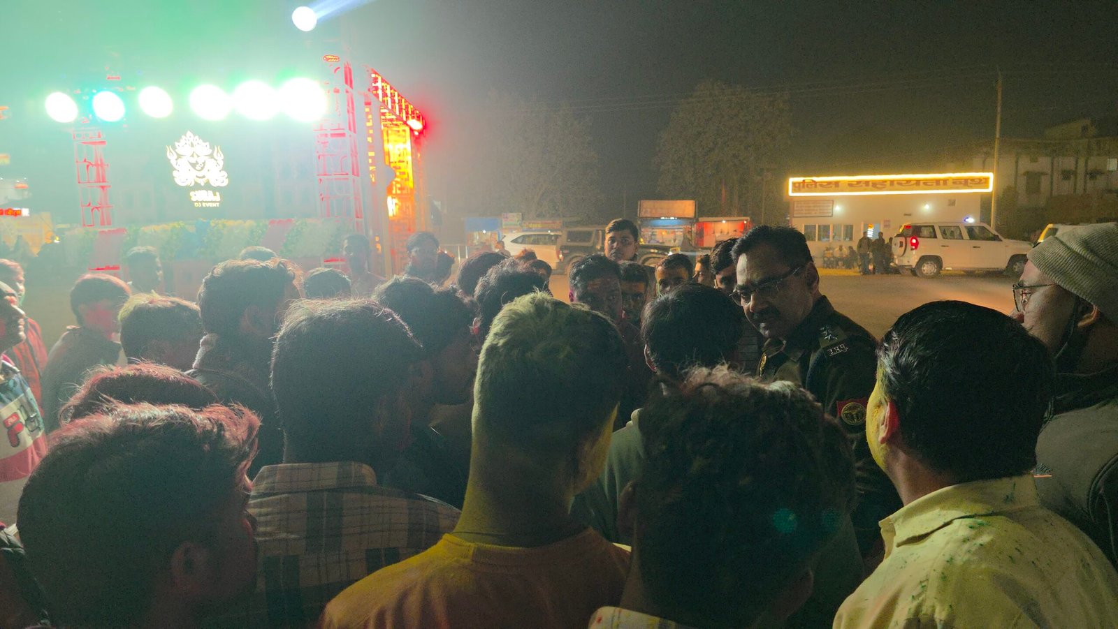 साउंड पॉल्यूशन पर एक्शन : सरस्वती पूजा विसर्जन के दौरान डीजे वालों पर चंदौली पुलिस की कार्रवाई