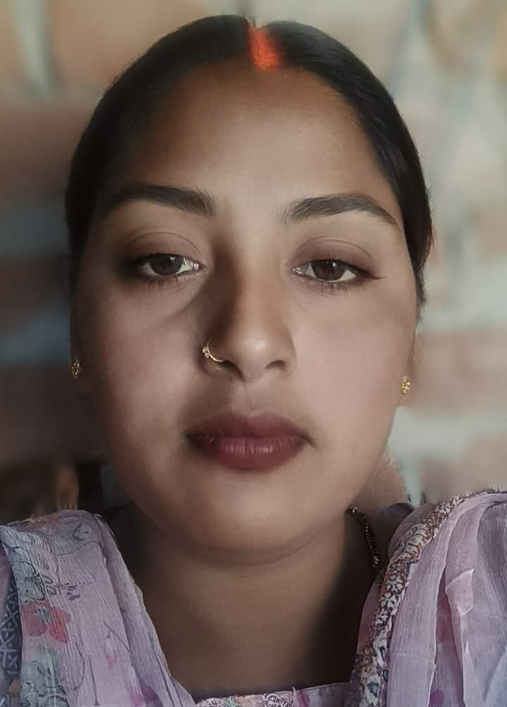 चहनियां के फ्रैक्चर क्लिनिक में ब्रेन ट्रीटमेंट पर उठे सवाल, इलाज के दौरान महिला की मौत पर परिजनों का हंगामा, भाई ट्रामा सेंटर रेफर करने की डॉक्टर से करता रहा विनती, जाने क्या है पूरा मामला….