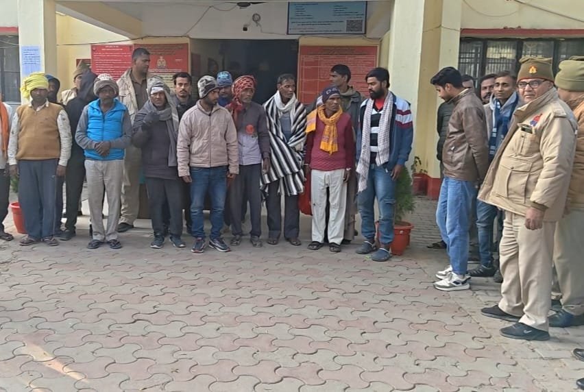 चकिया पुलिस का हुड़दंग करने वालों के खिलाफ बड़ी कार्रवाई : गाली-गलौज व झगड़े के मामले में डेढ़ दर्जन को किया गिरफ्तार, भेजा जेल