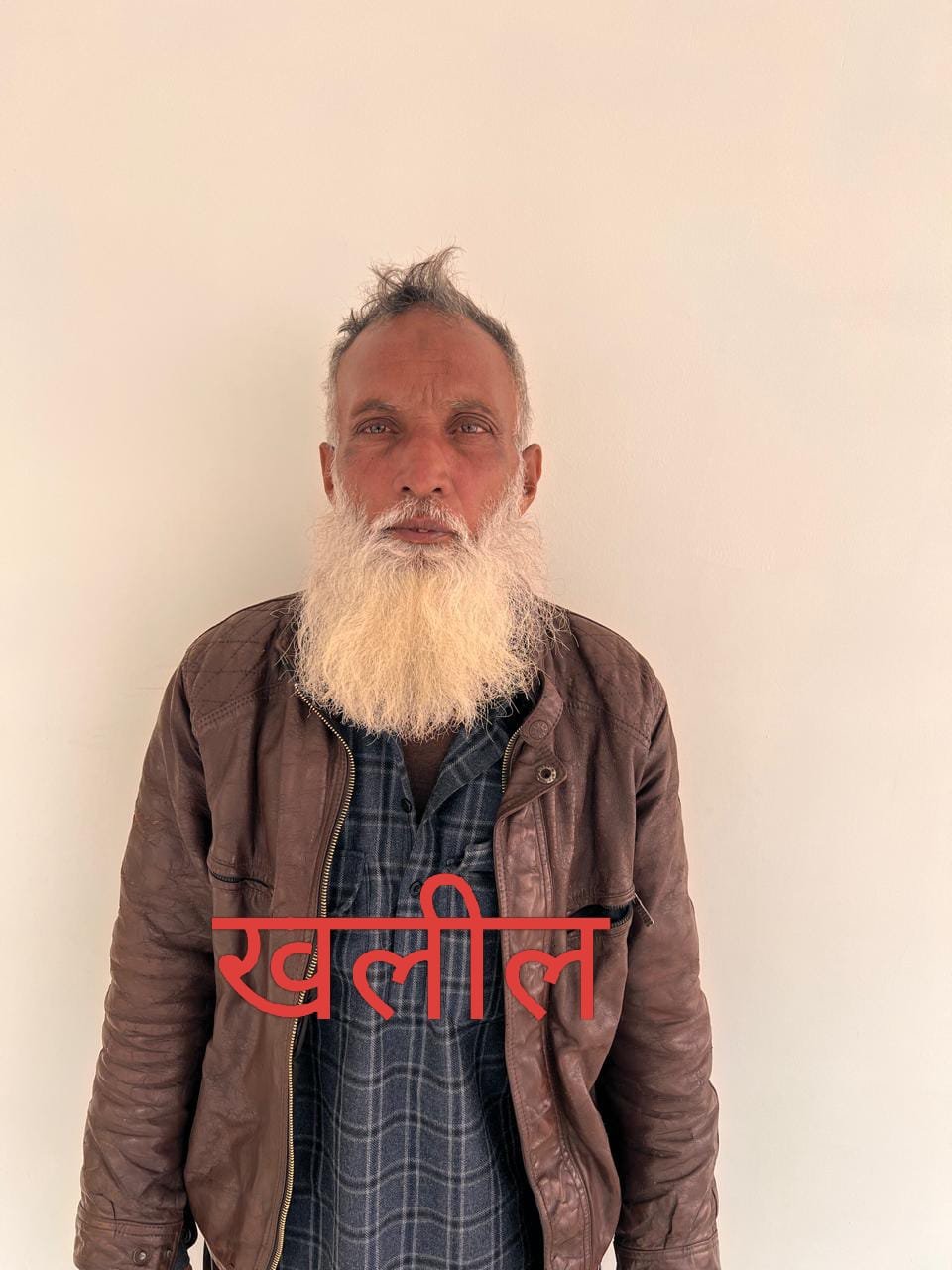 चंदौली में 50 हजार का इनामी खालिद गिरफ्तार: यूपी एसटीएफ ने डिग्धी से पकड़ा, काफी समय से चल रहा था फरार