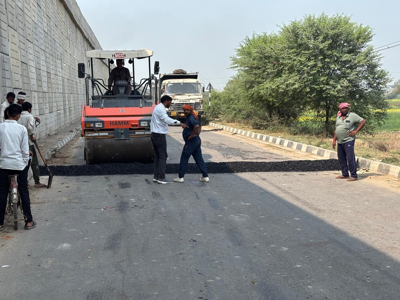 14 साल के प्रियांशु की जान लेने के बाद जागा जिला प्रशासन, रिंग रोड अंडरपास के दोनों छोर पर अब बन रहा स्पीड ब्रेकर