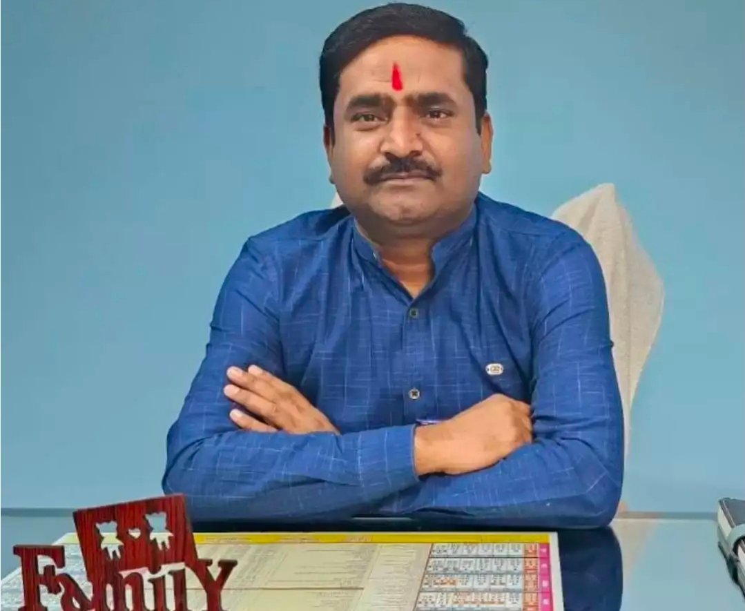 चंदौली में जमीन के धाँधली में तीन एसडीएम हुए निलंबित : प्रमुख सचिव ने निलंबन का आदेश किया जारी, विराग़ पांडे, सतीश कुमार और लालता प्रसाद को किया गया निलंबित, वाराणसी मंडल युक्त को सौंप गई जांच