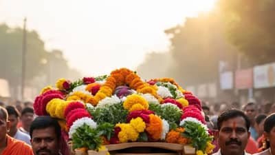 चंदौली जिले के बसरतिया गांव में एक ही दिन में उठे तीन जनाजे, सिसकियों में डूबा इलाका, अंतिम संस्कार कैली गंगा घाट पर हुआ