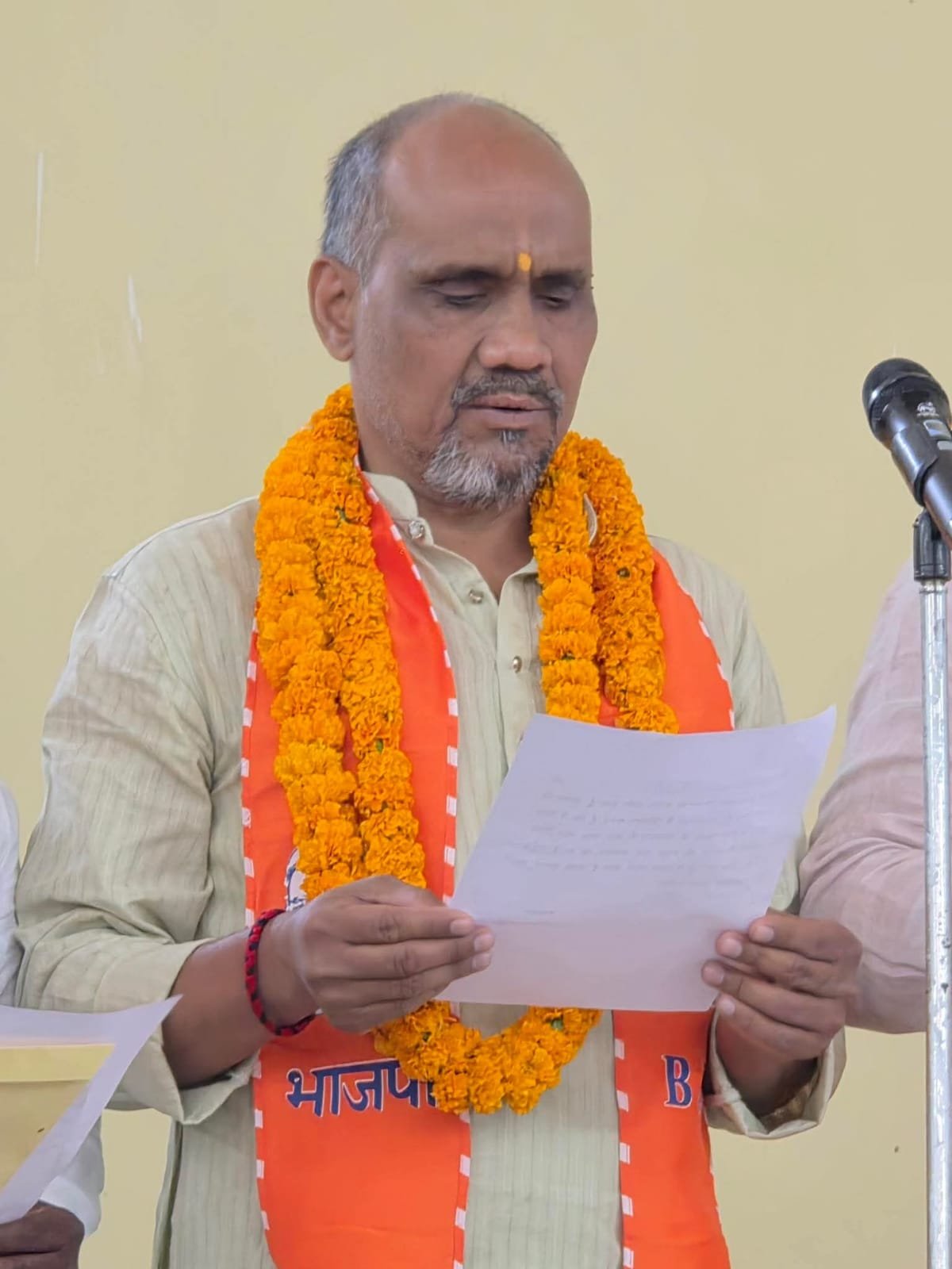 Varanasi News : नामित पार्षदों में चमके सुधीर त्रिपाठी ‘मुन्ना’, सामाजिक सक्रियता का मिला सम्मान