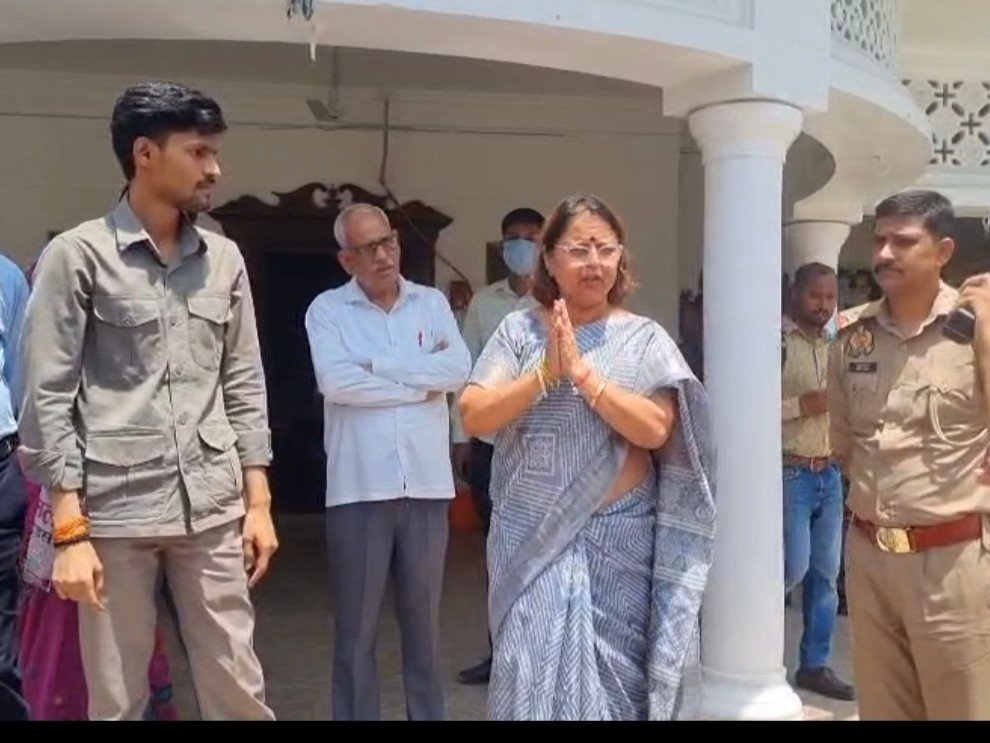हरदोई के सनबीम स्कूल विवाद ने पकड़ा तूल: वायरल वीडियो के बाद उठे सवाल, विद्यालय प्रबंधक संघ ने निष्पक्ष और पारदर्शी जांच की उठाई मांग- पढ़े क्या है पूरा मामला