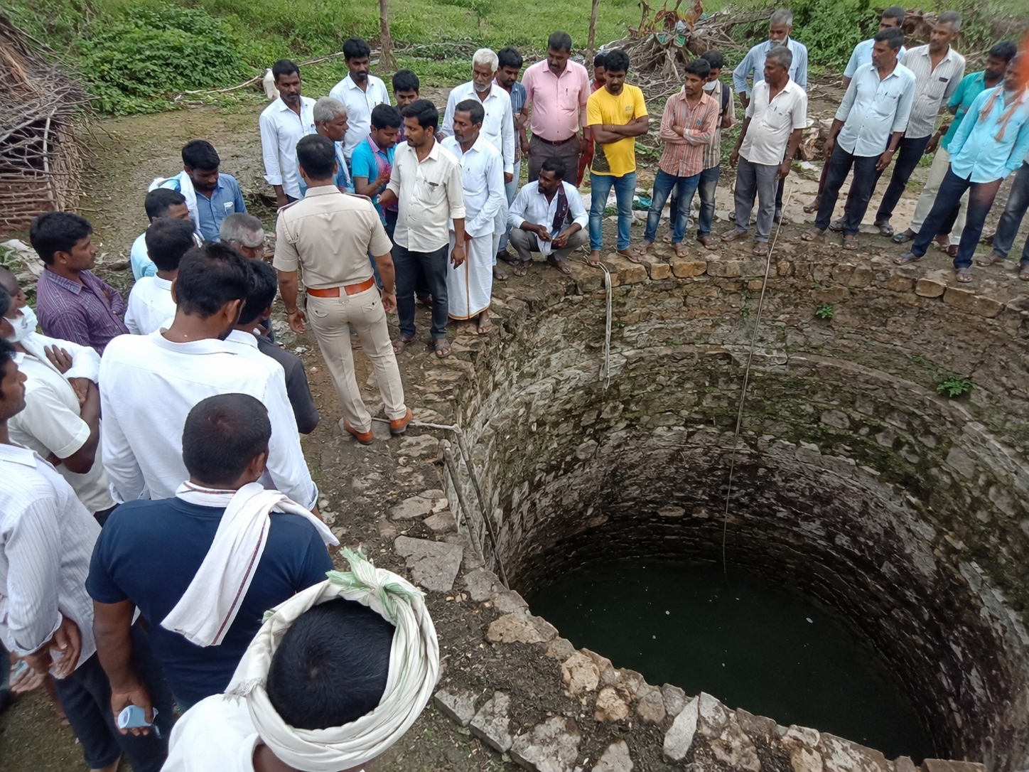 Chandauli News: नौगढ़ में कुएं में गिरने से अधेड़ की मौत: परिजनों में मचा कोहराम, घर के पास कुएं में हुआ हादसा